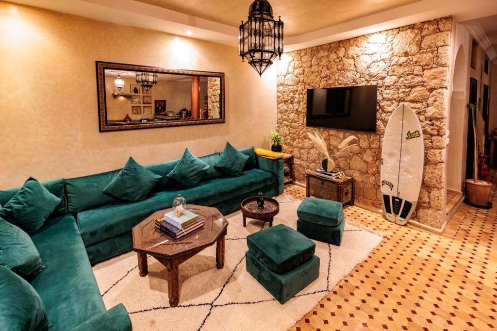 Cheerful 4-Bedroom Home In Mirleft Kültér fotó